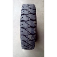 Targonca abroncs 28*9-15 Armour L-6/14pr (8.15-15) TTF