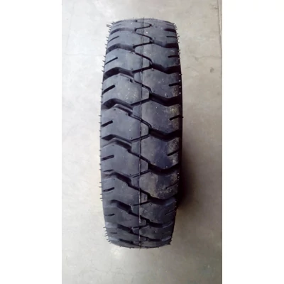 Targonca abroncs 6,00-9 Armour L-6/10pr TTF