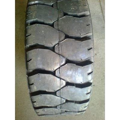 Targonca abroncs 21*8-9 Armour PLT-328/14pr TTF